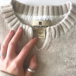 BEAUTIFUL PREOWNED WOOLRICH CREAM SWEATER